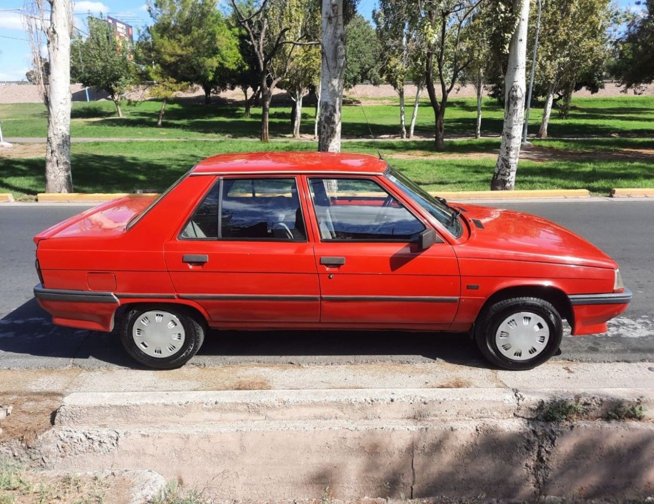 Renault 9 Usado en Mendoza, deRuedas