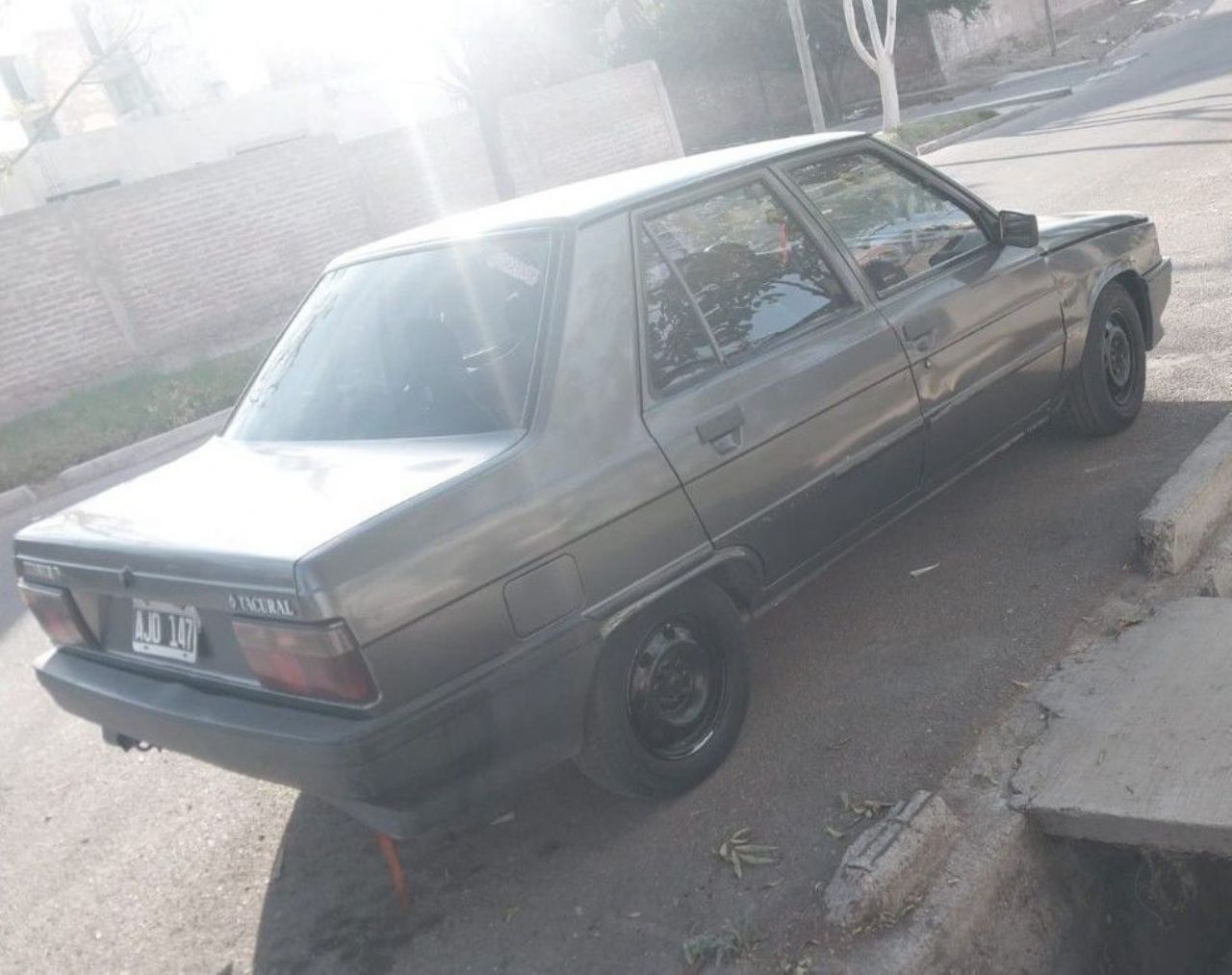 Renault 9 Usado en Mendoza, deRuedas