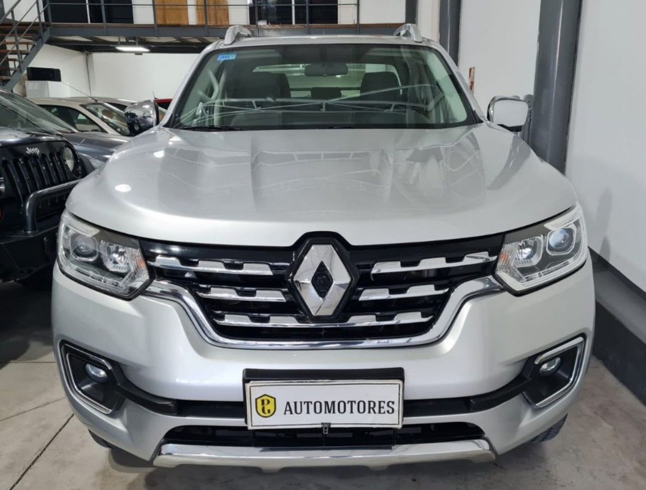 Renault Alaskan Usada en Mendoza, deRuedas