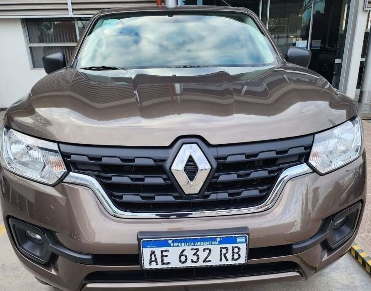 Renault Alaskan Usada en Mendoza, deRuedas