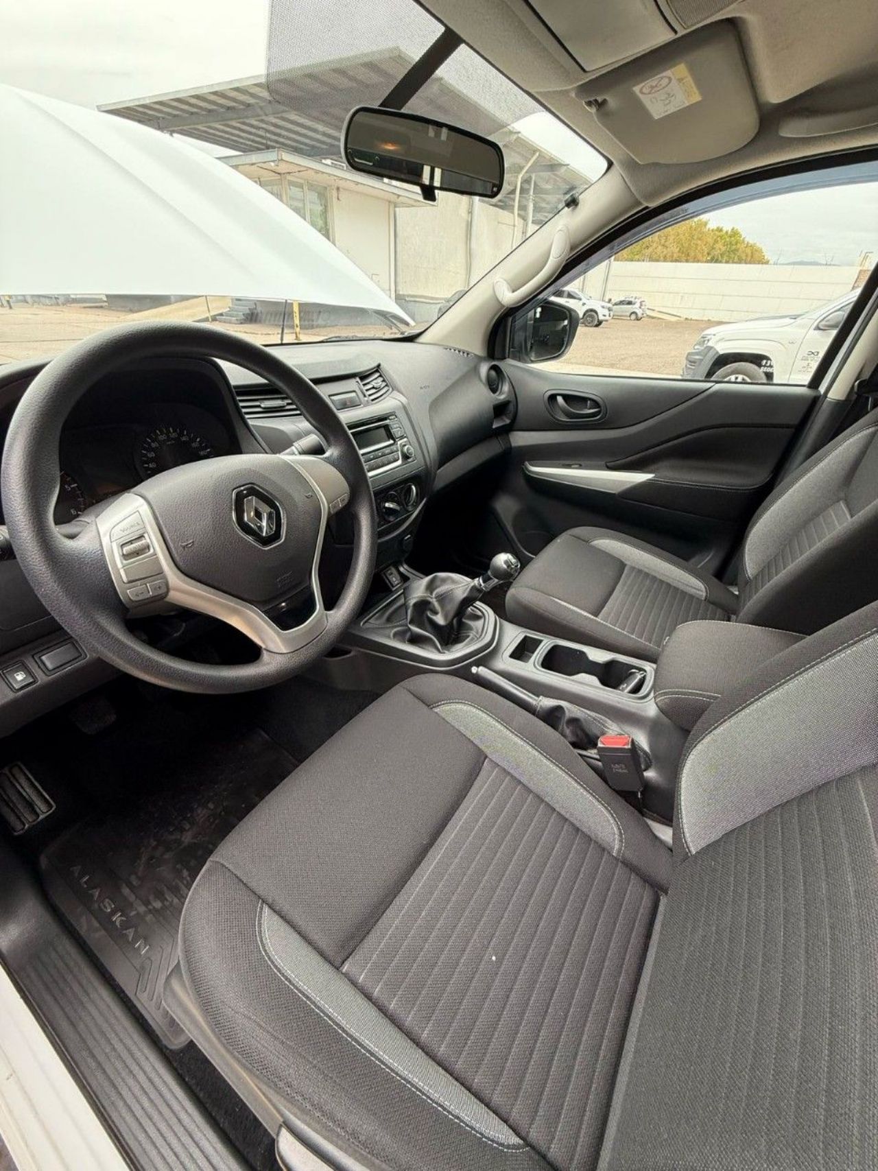 Renault Alaskan Usada en Mendoza, deRuedas