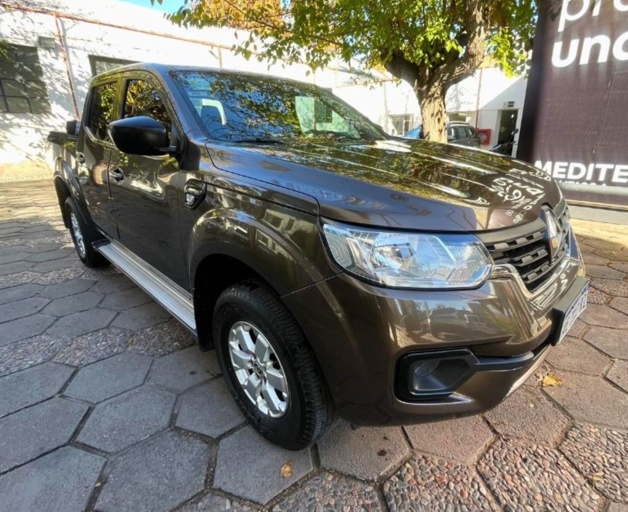 Renault Alaskan Usada en Mendoza, deRuedas