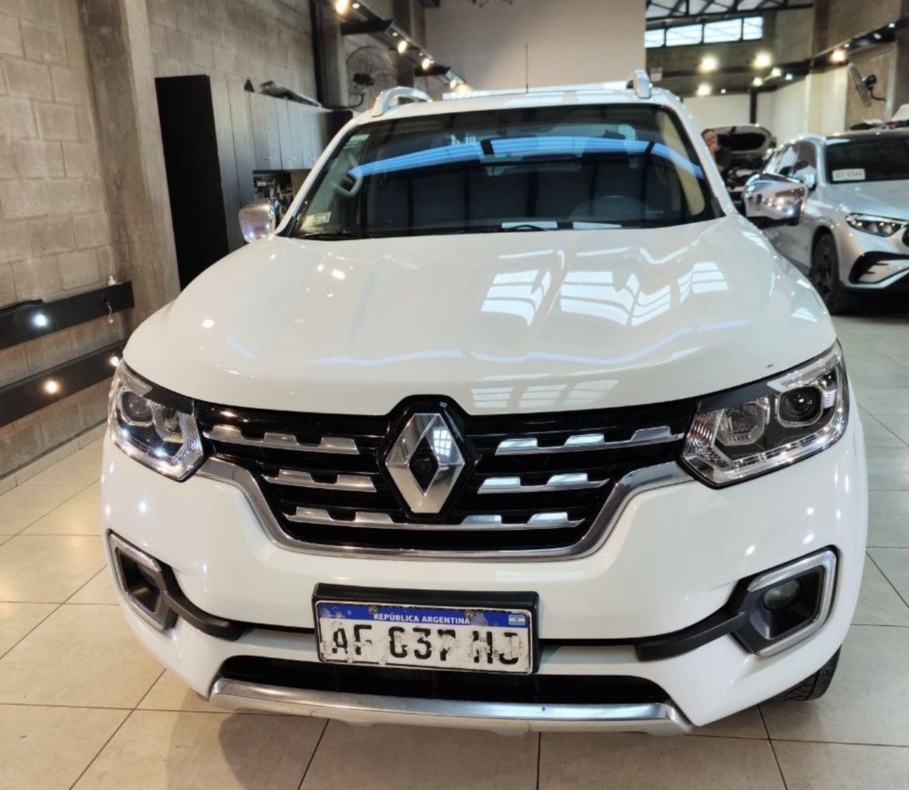 Renault Alaskan Usada en Mendoza, deRuedas