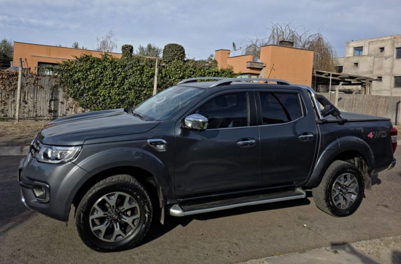 Renault Alaskan Usada en Mendoza, deRuedas