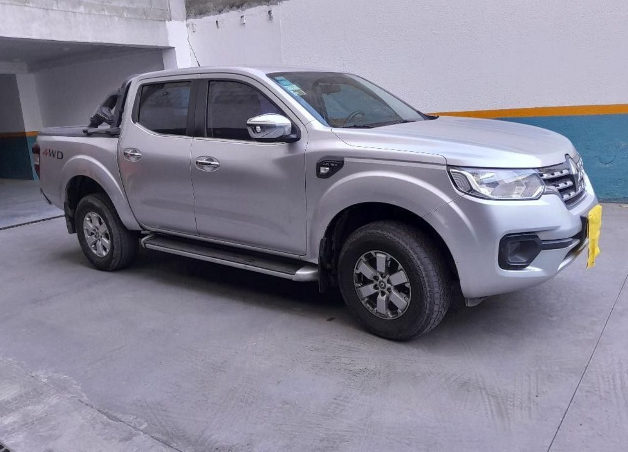 Renault Alaskan Usada en Buenos Aires, deRuedas