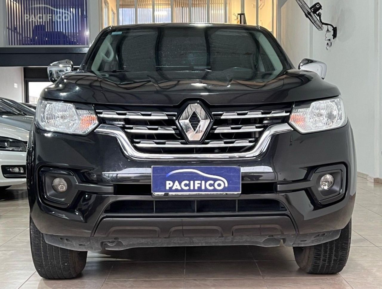 Renault Alaskan Usada Financiado en Córdoba, deRuedas
