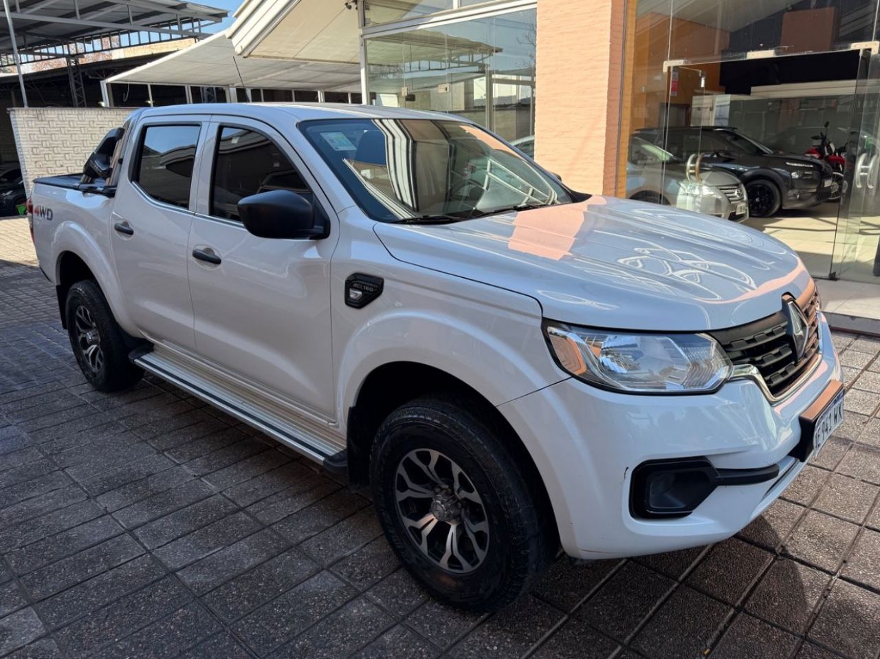 Renault Alaskan Usada Financiado en Mendoza, deRuedas