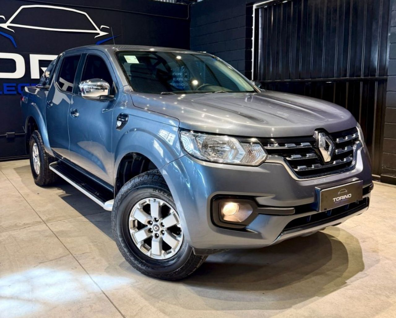 Renault Alaskan Usada Financiado en Córdoba, deRuedas