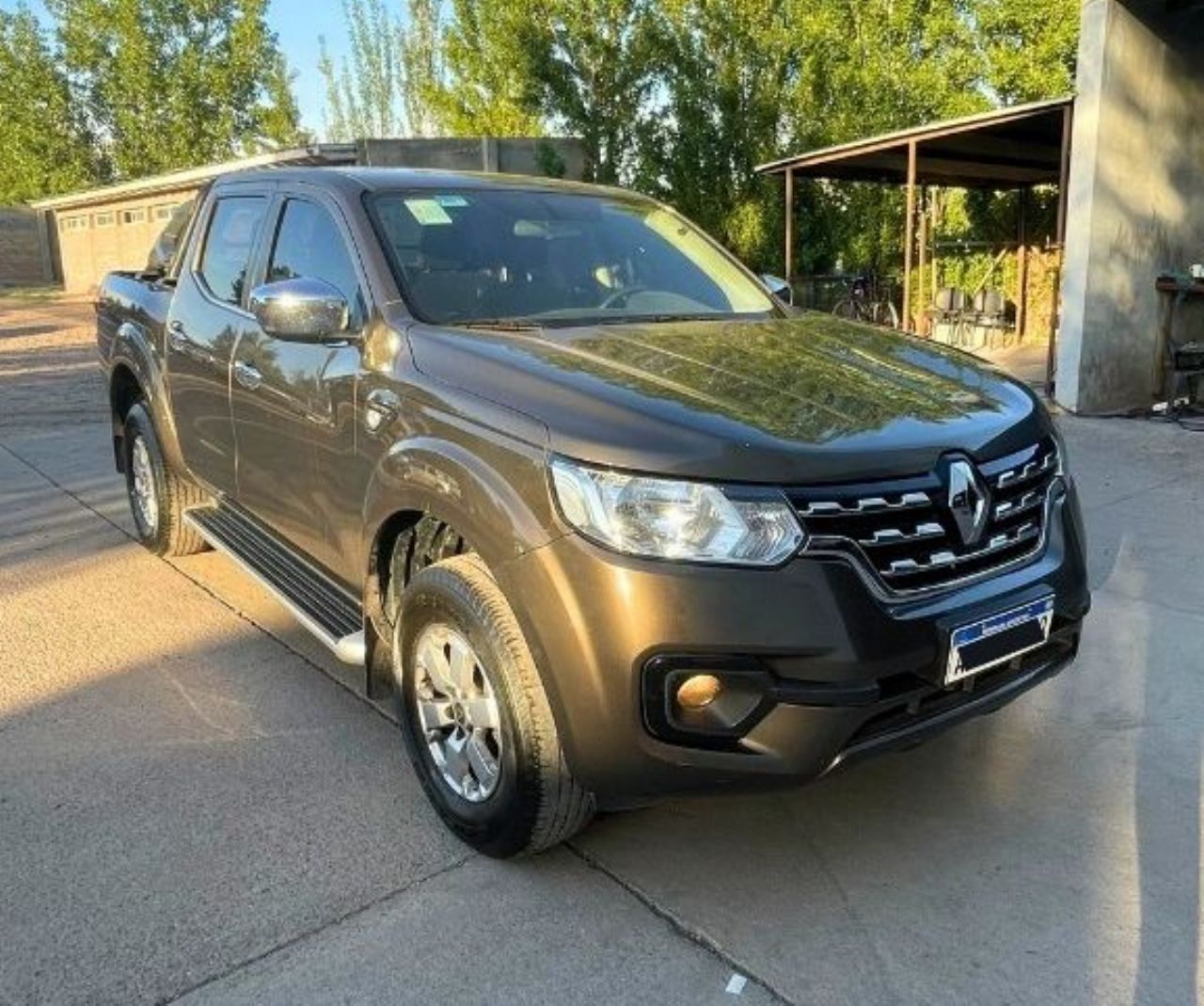 Renault Alaskan Usada en Mendoza, deRuedas