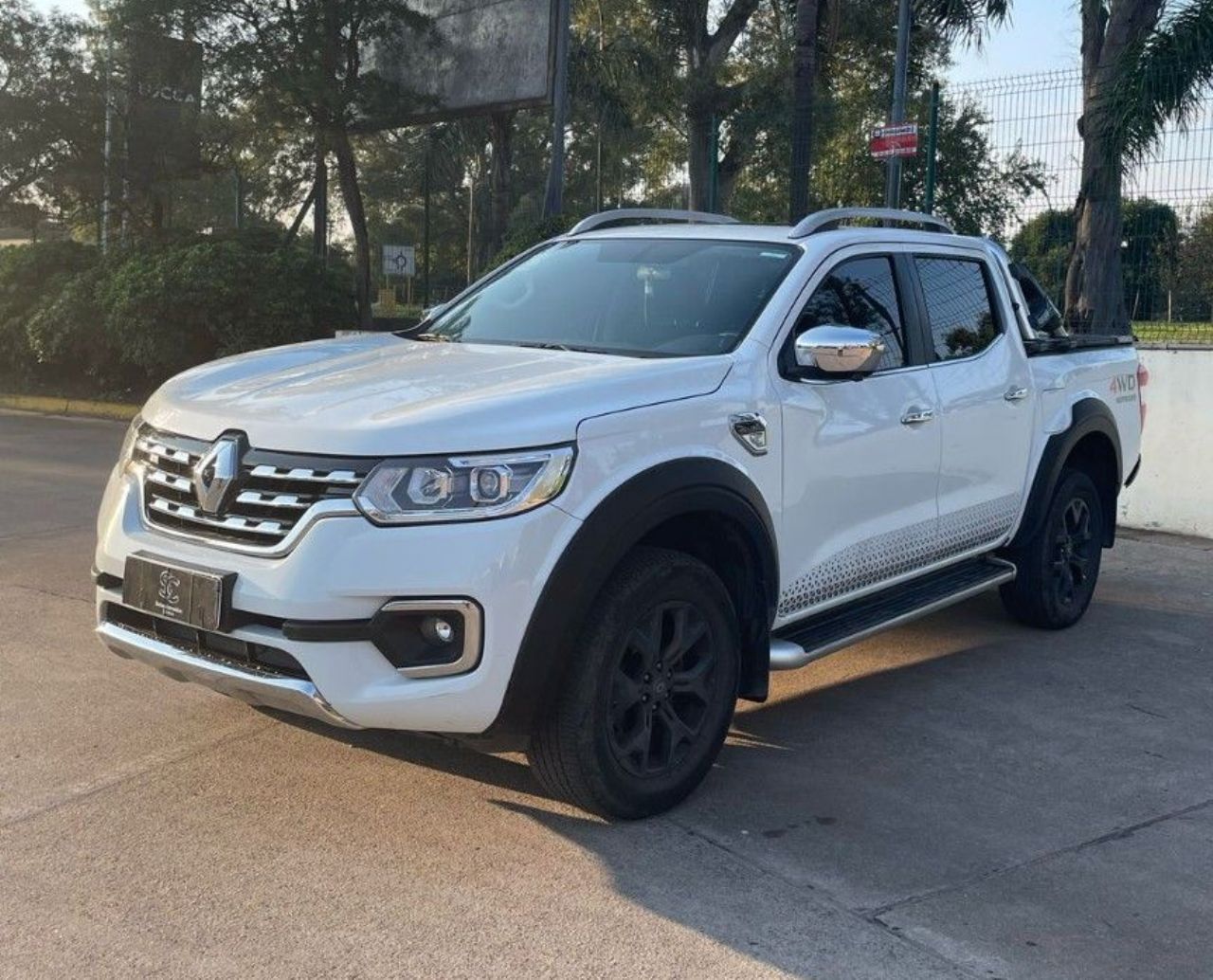 Renault Alaskan Usada Financiado en Córdoba, deRuedas