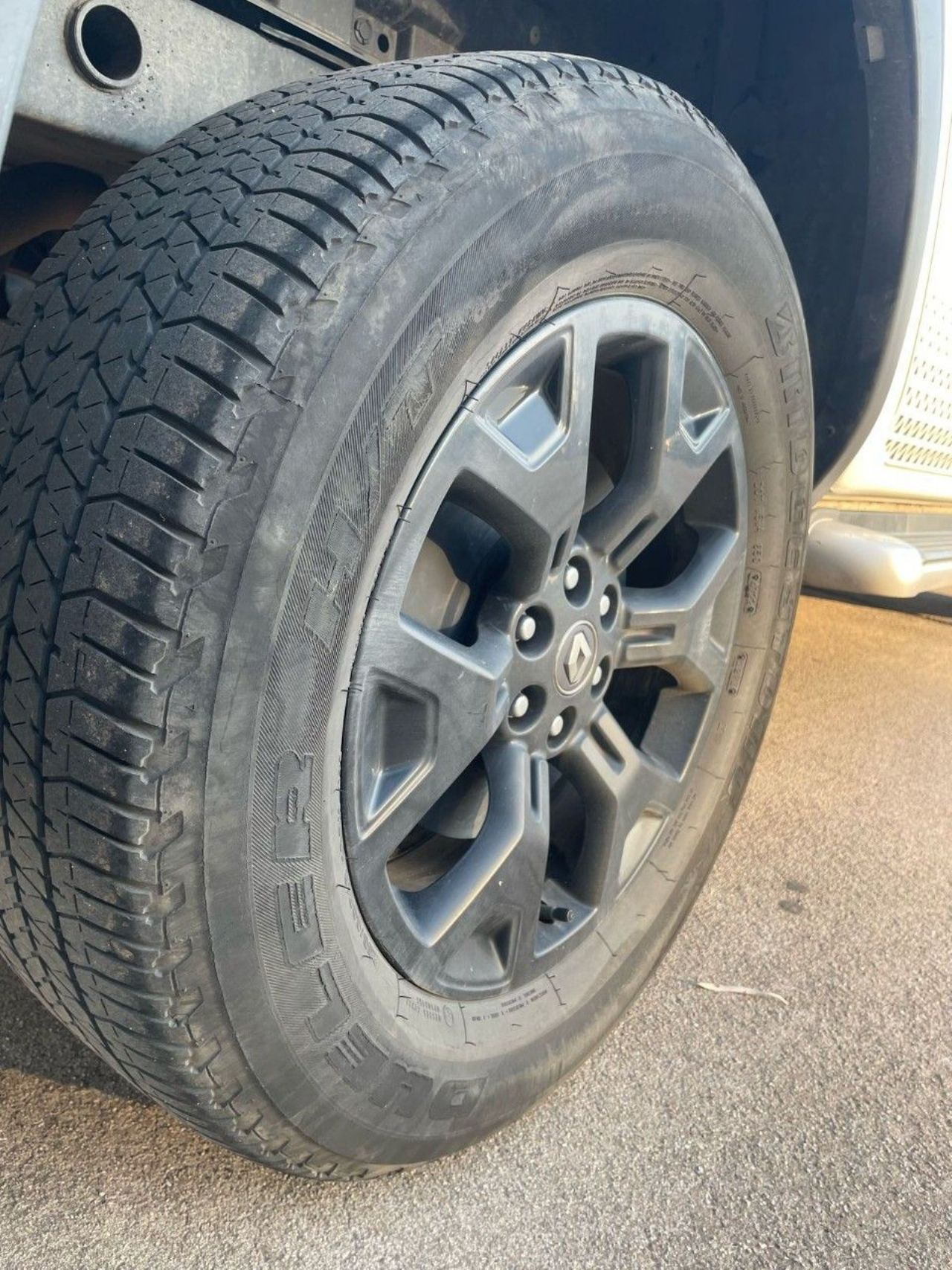 Renault Alaskan Usada Financiado en Córdoba, deRuedas
