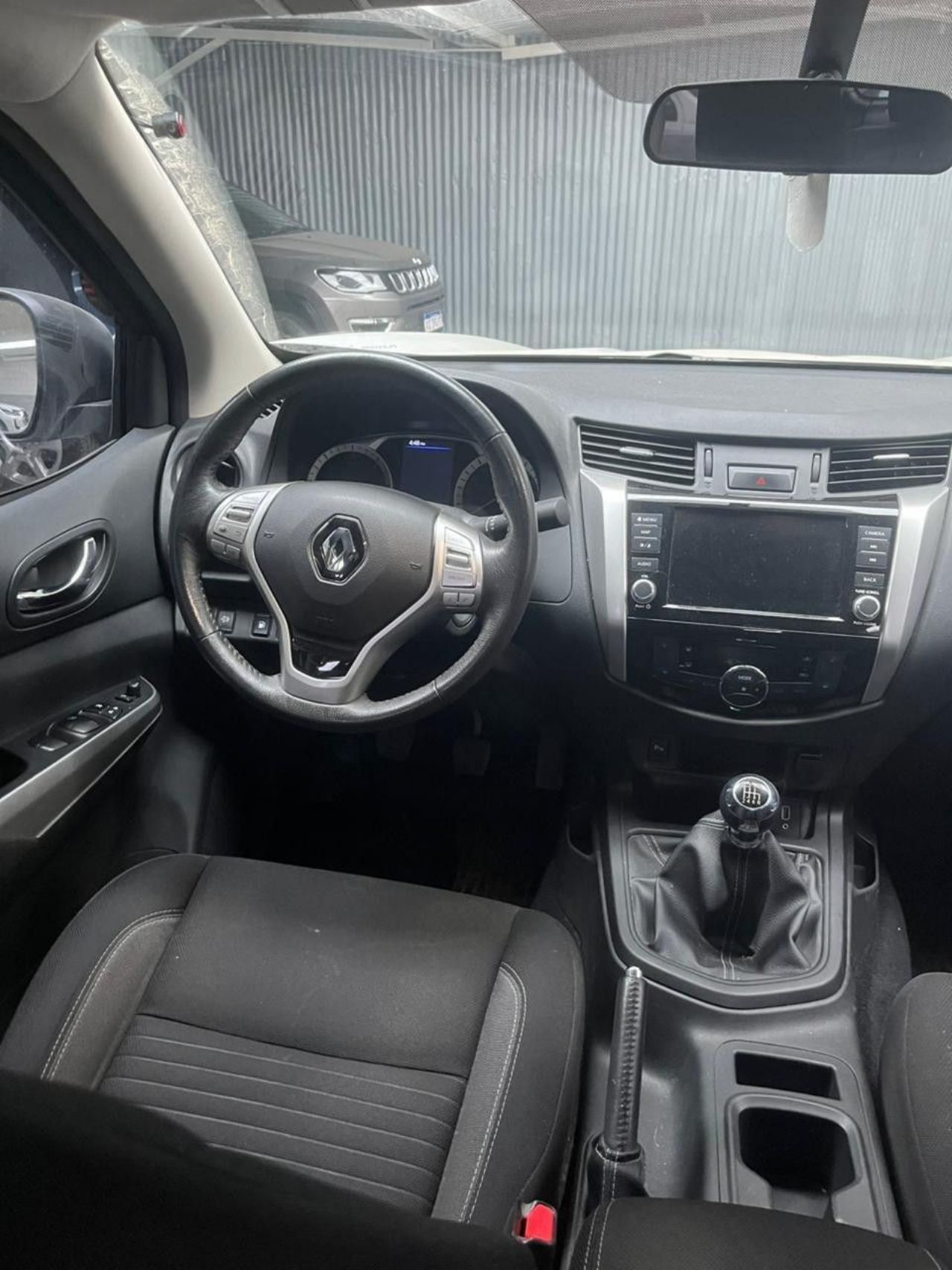 Renault Alaskan Usada Financiado en Córdoba, deRuedas