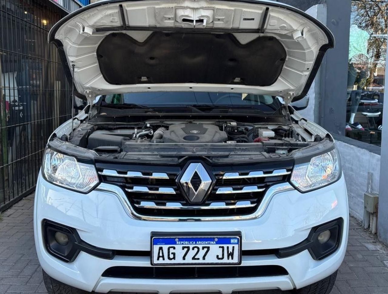Renault Alaskan Usada Financiado en Córdoba, deRuedas