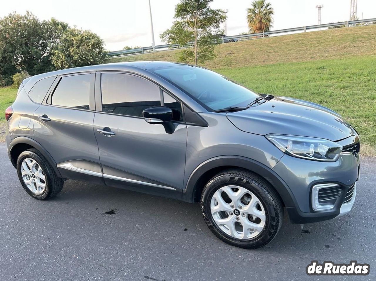 Renault Captur Usado en San Juan, deRuedas