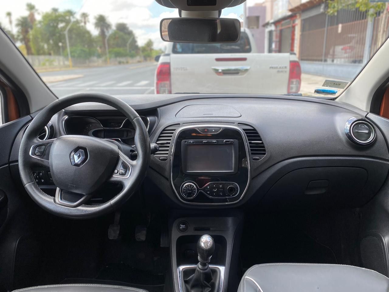 Renault Captur Usado Financiado en San Juan, deRuedas