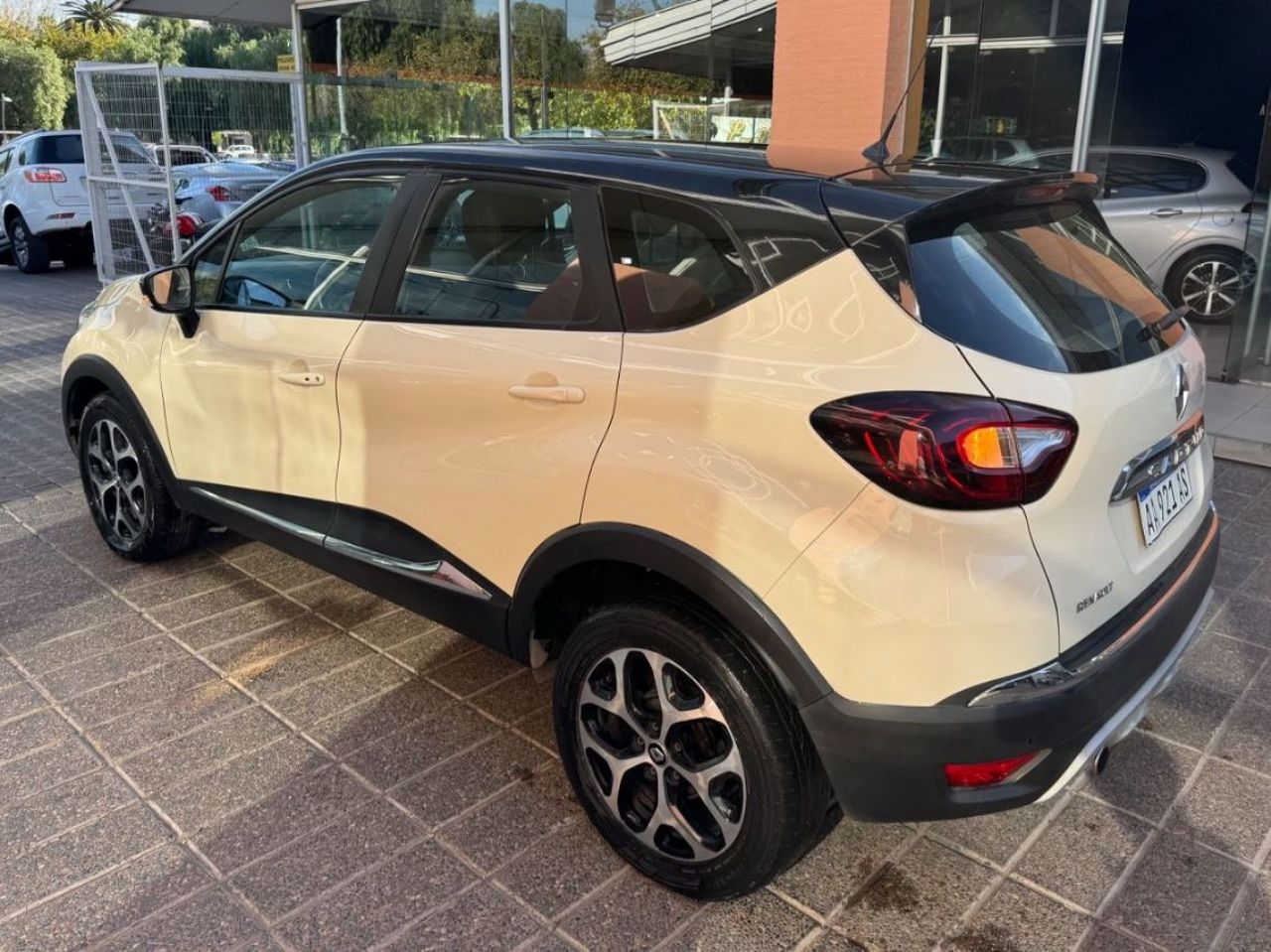 Renault Captur Usado Financiado en Mendoza, deRuedas