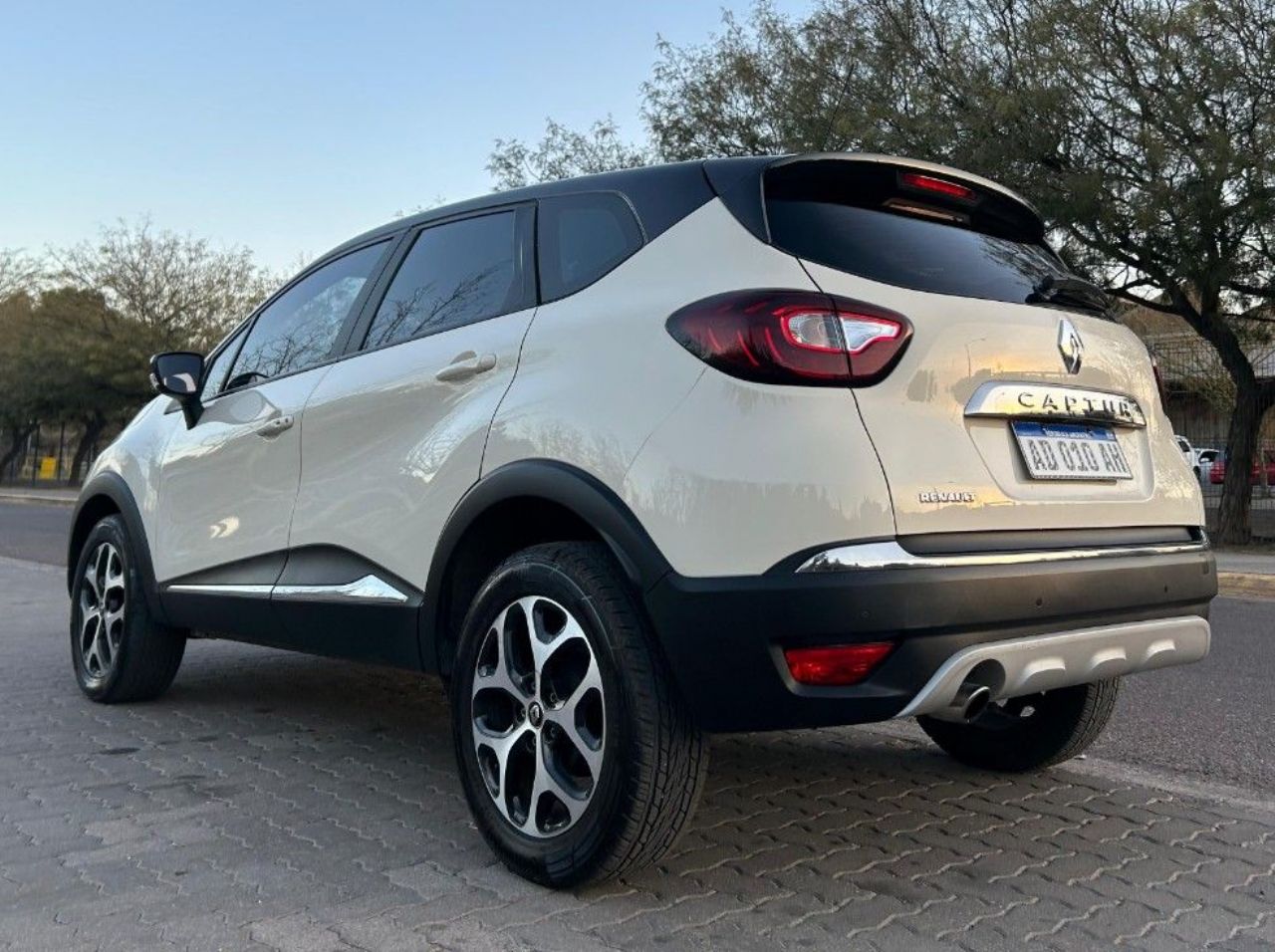 Renault Captur Usado Financiado en Mendoza, deRuedas