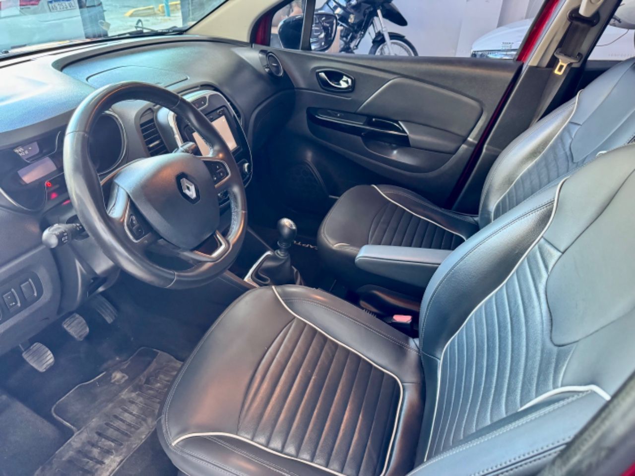 Renault Captur Usado Financiado en Mendoza, deRuedas