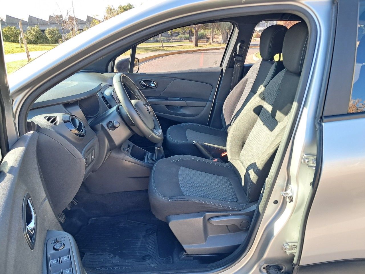 Renault Captur Usado Financiado en Mendoza, deRuedas