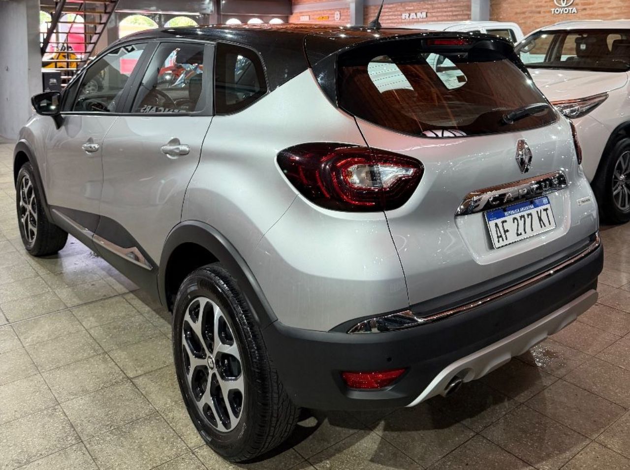 Renault Captur Usado Financiado en San Juan, deRuedas
