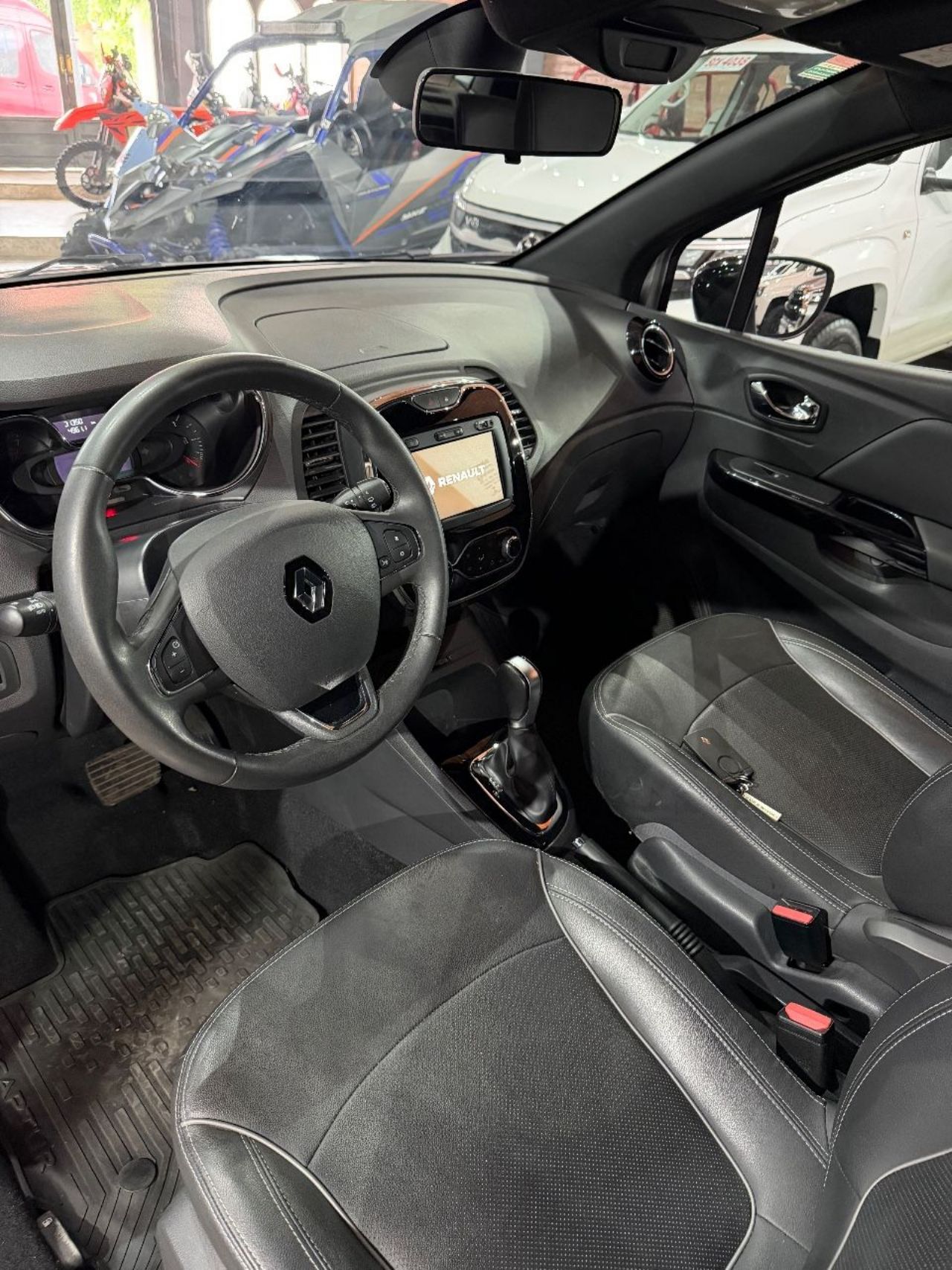 Renault Captur Usado Financiado en San Juan, deRuedas