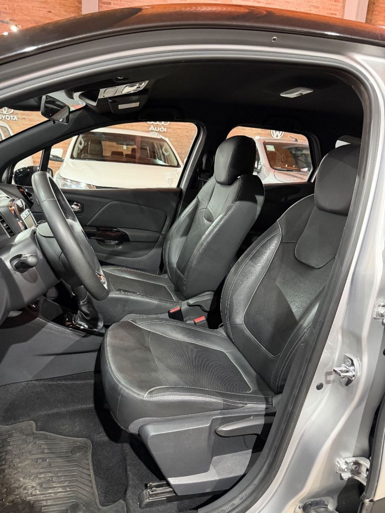 Renault Captur Usado Financiado en San Juan, deRuedas