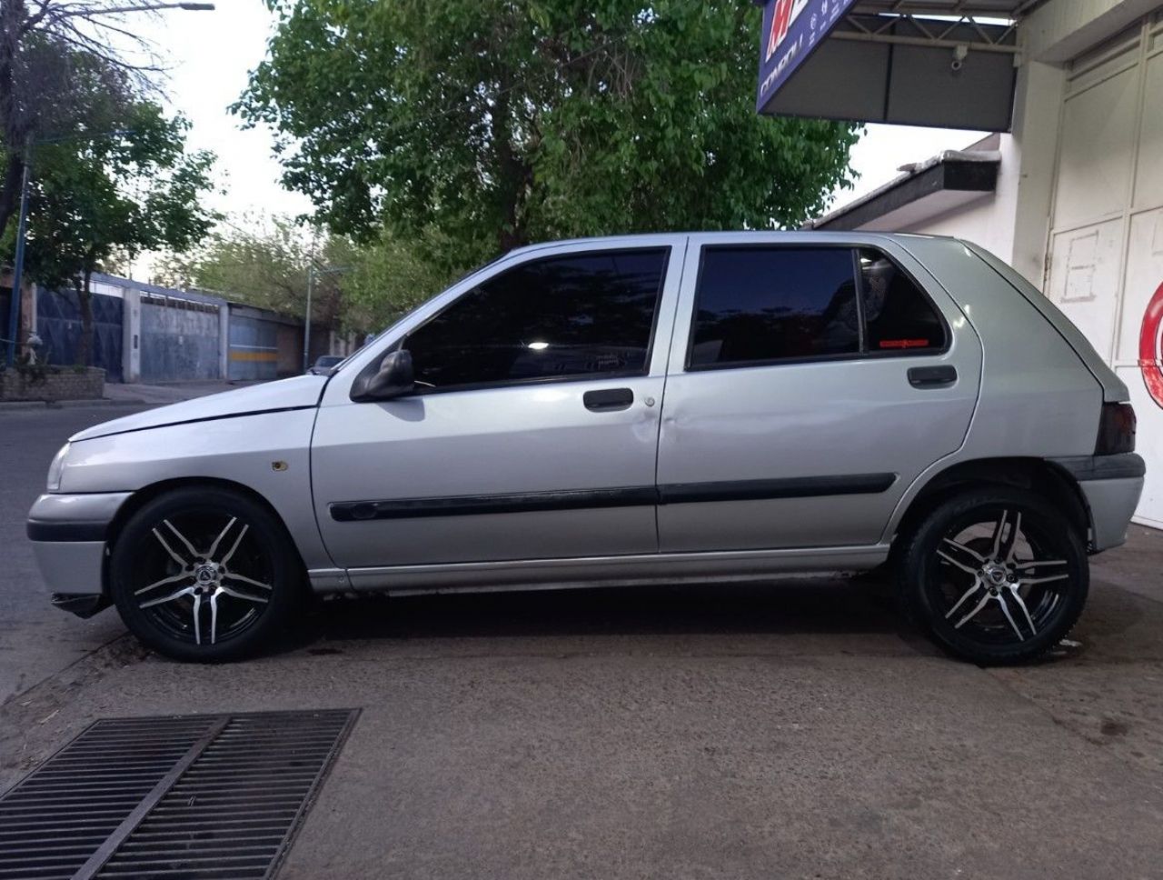 Renault Clio Usado en Mendoza, deRuedas