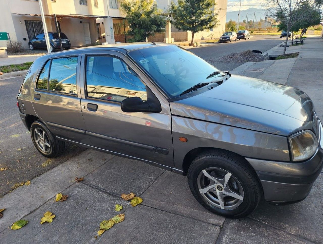 Renault Clio Usado en Mendoza, deRuedas