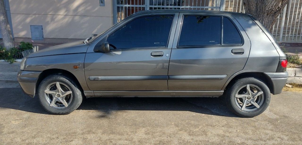 Renault Clio Usado en Mendoza, deRuedas