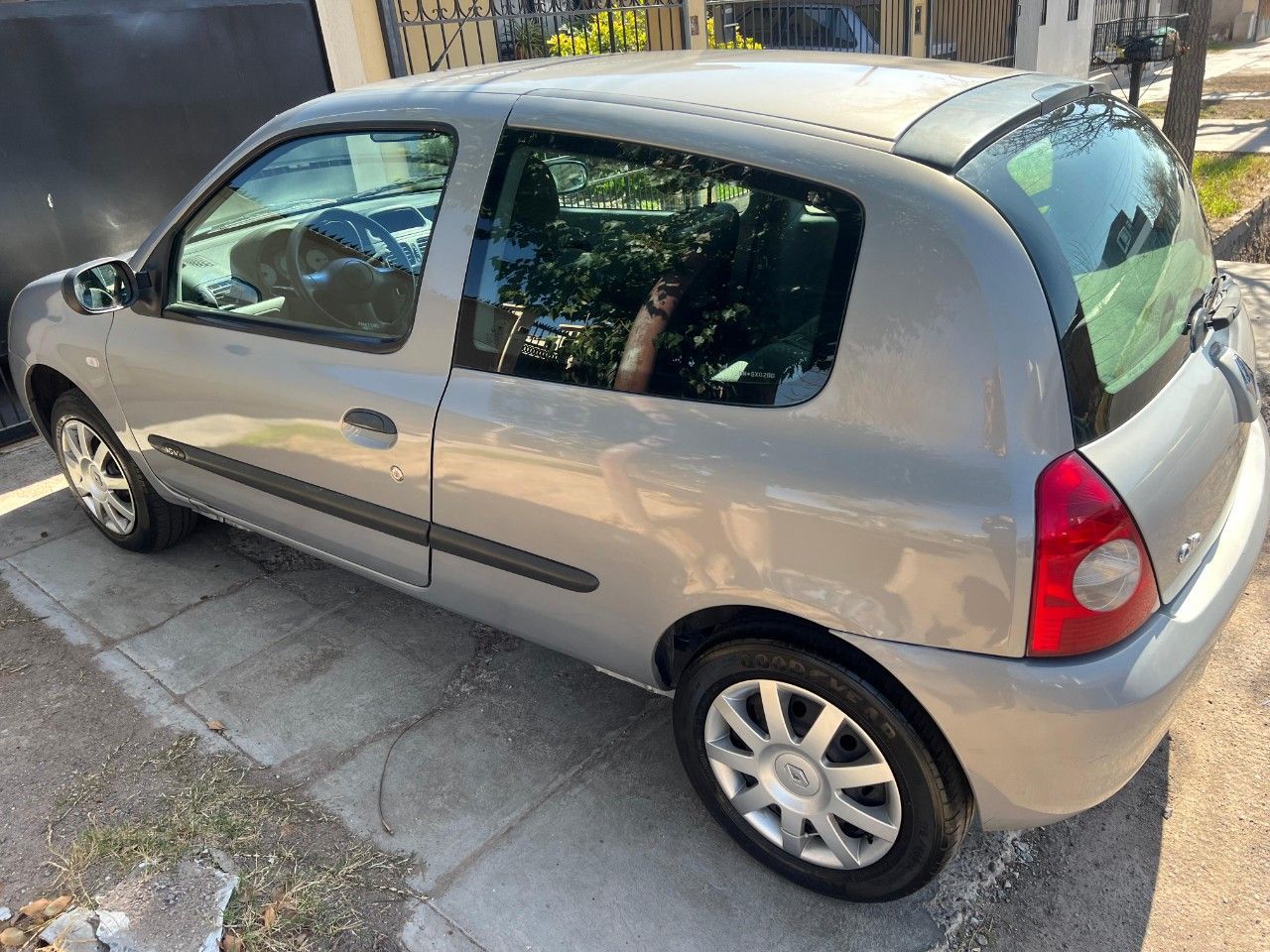 Renault Clio Usado en Mendoza, deRuedas