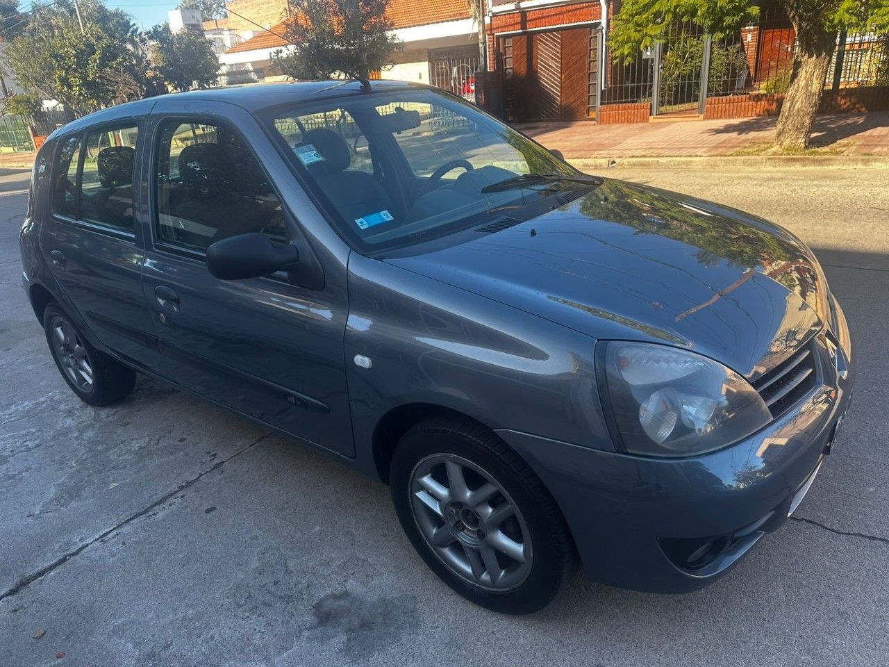 Renault Clio Usado Financiado en Córdoba, deRuedas