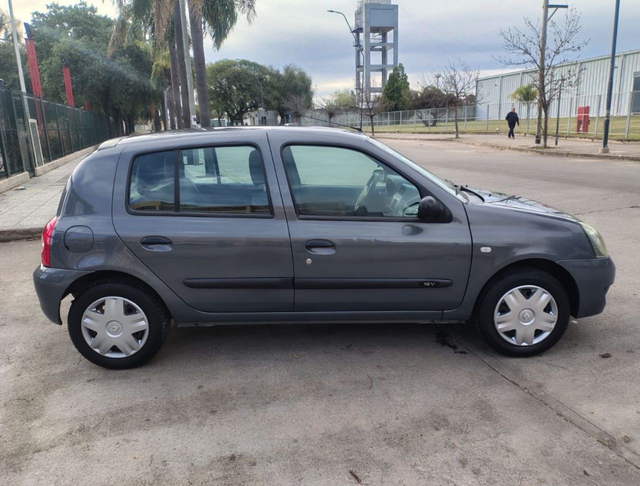 Renault Clio Usado Financiado en Córdoba, deRuedas