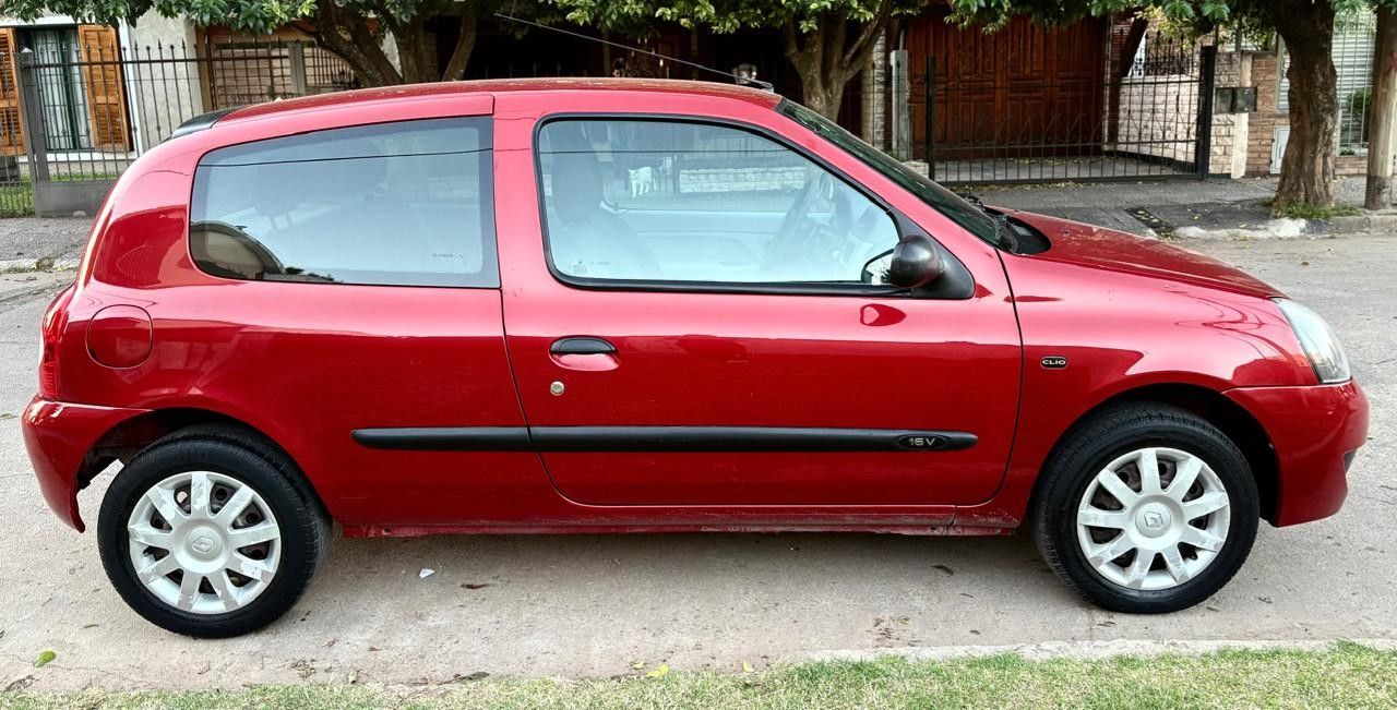 Renault Clio Usado Financiado en Córdoba, deRuedas