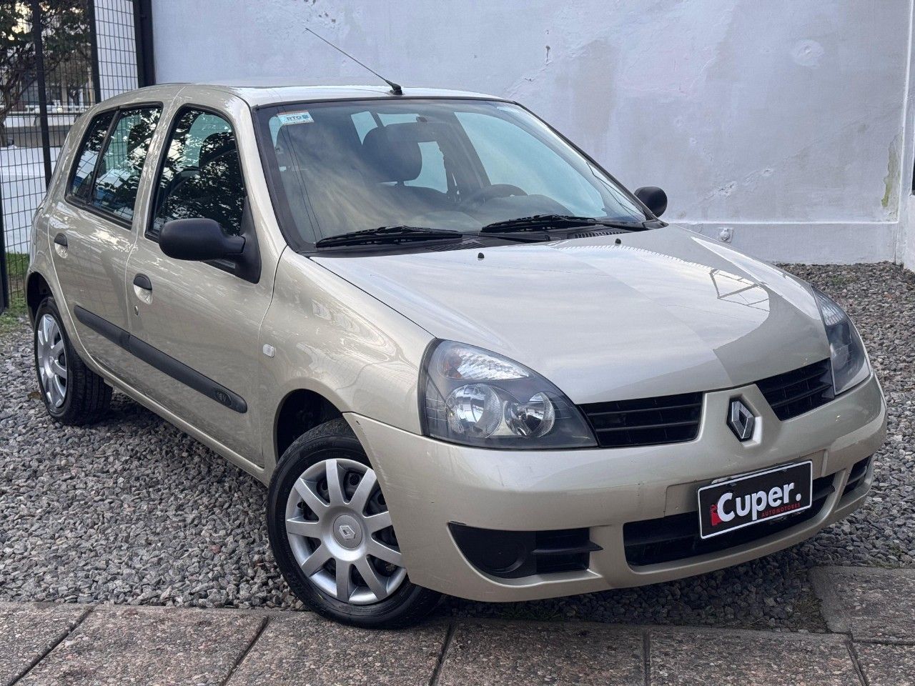 Renault Clio Usado Financiado en Córdoba, deRuedas