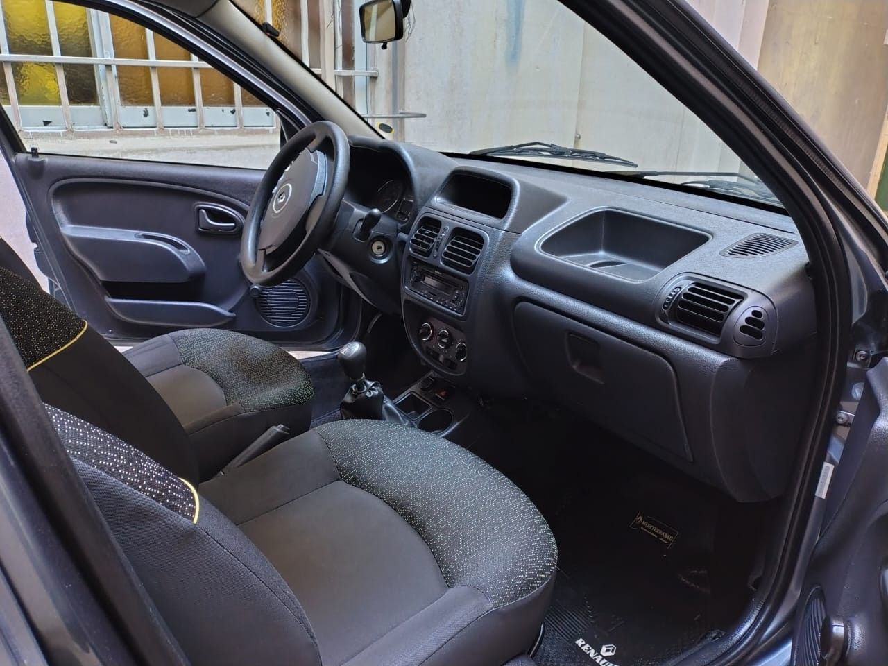 Renault Clio Usado Financiado en Córdoba, deRuedas