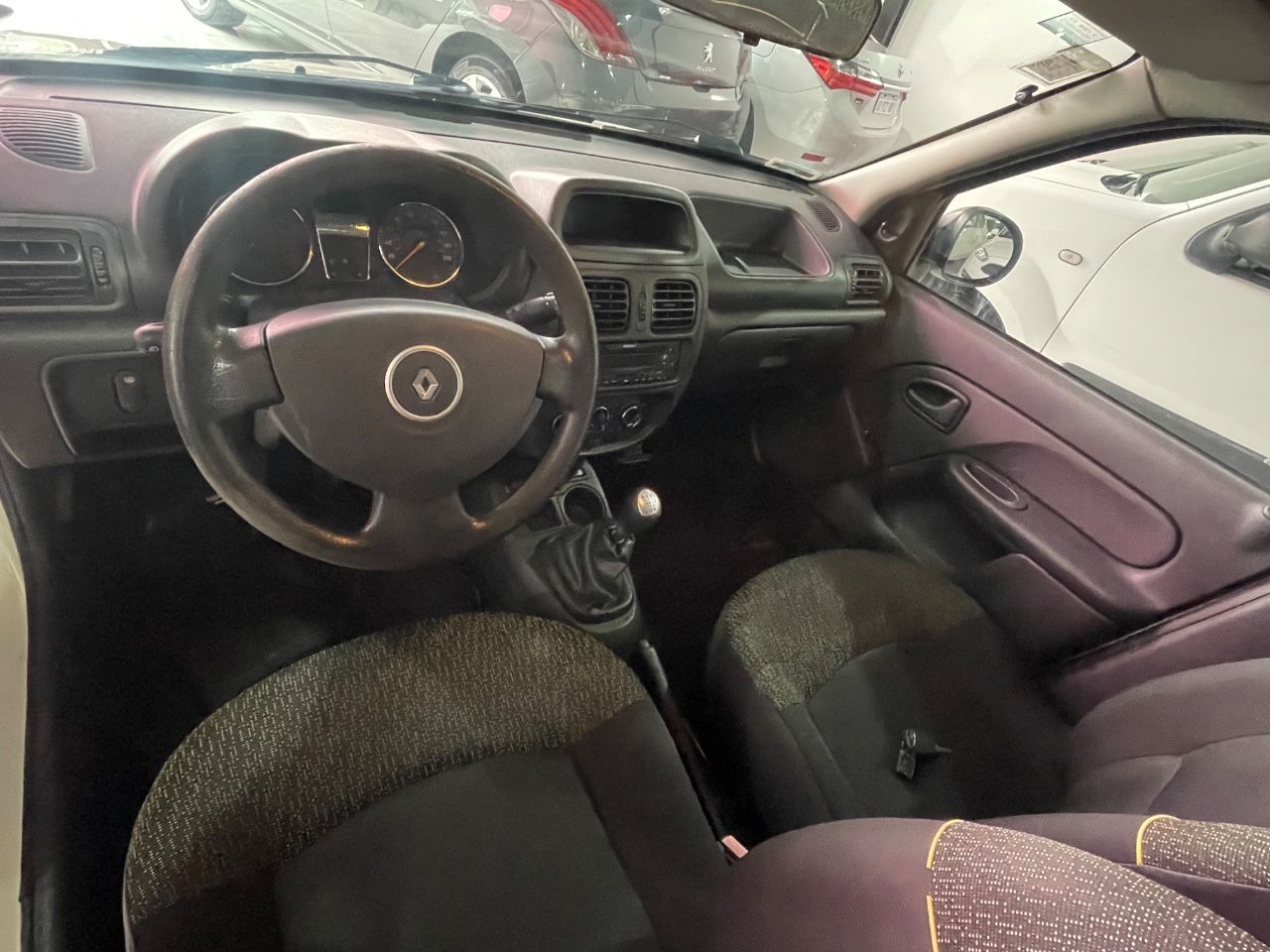 Renault Clio Usado Financiado en Córdoba, deRuedas