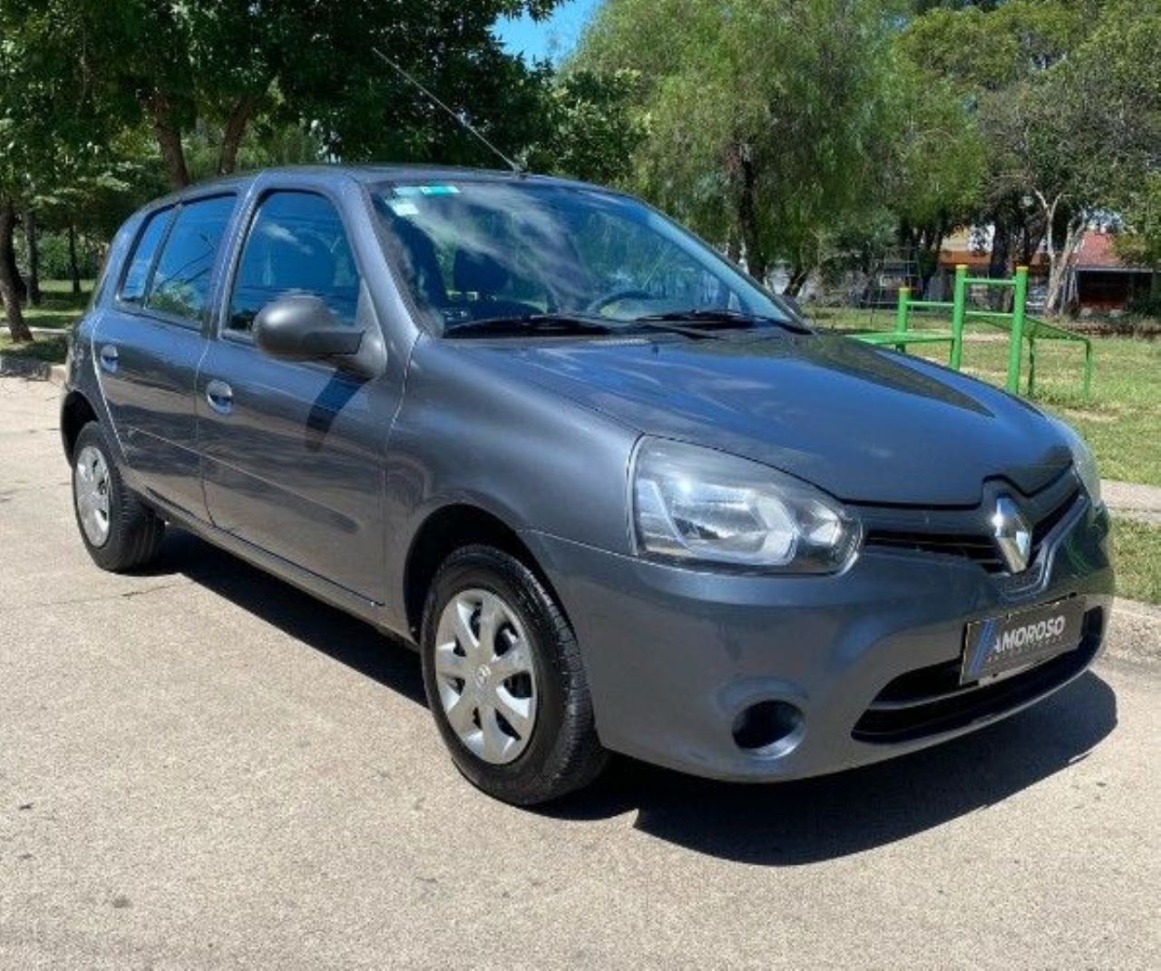 Renault Clio Usado Financiado en Córdoba, deRuedas