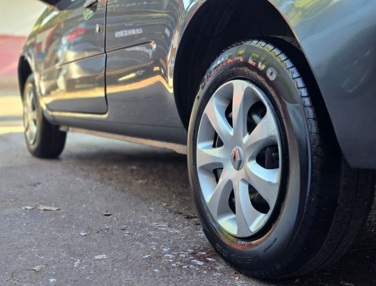 Renault Clio Usado en Mendoza, deRuedas