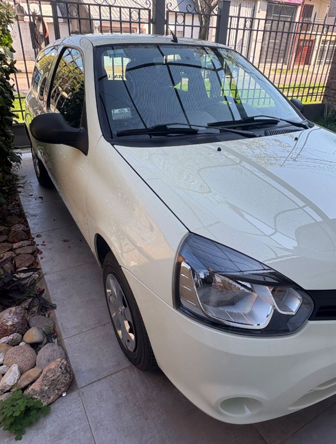 Renault Clio Usado en Santa Fe, deRuedas