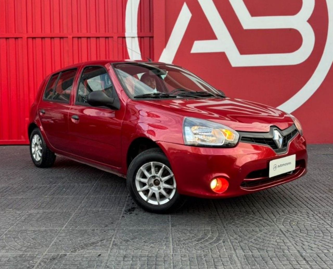 Renault Clio Usado Financiado en Córdoba, deRuedas
