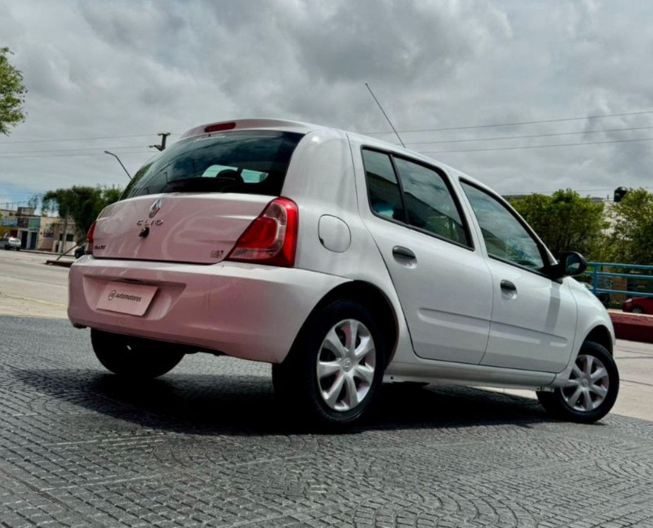 Renault Clio Usado Financiado en Córdoba, deRuedas