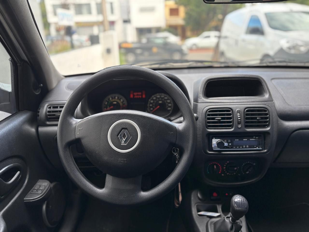 Renault Clio Usada Financiado en Córdoba, deRuedas