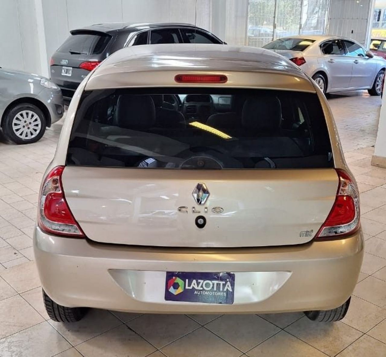 Renault Clio Usado Financiado en Córdoba, deRuedas