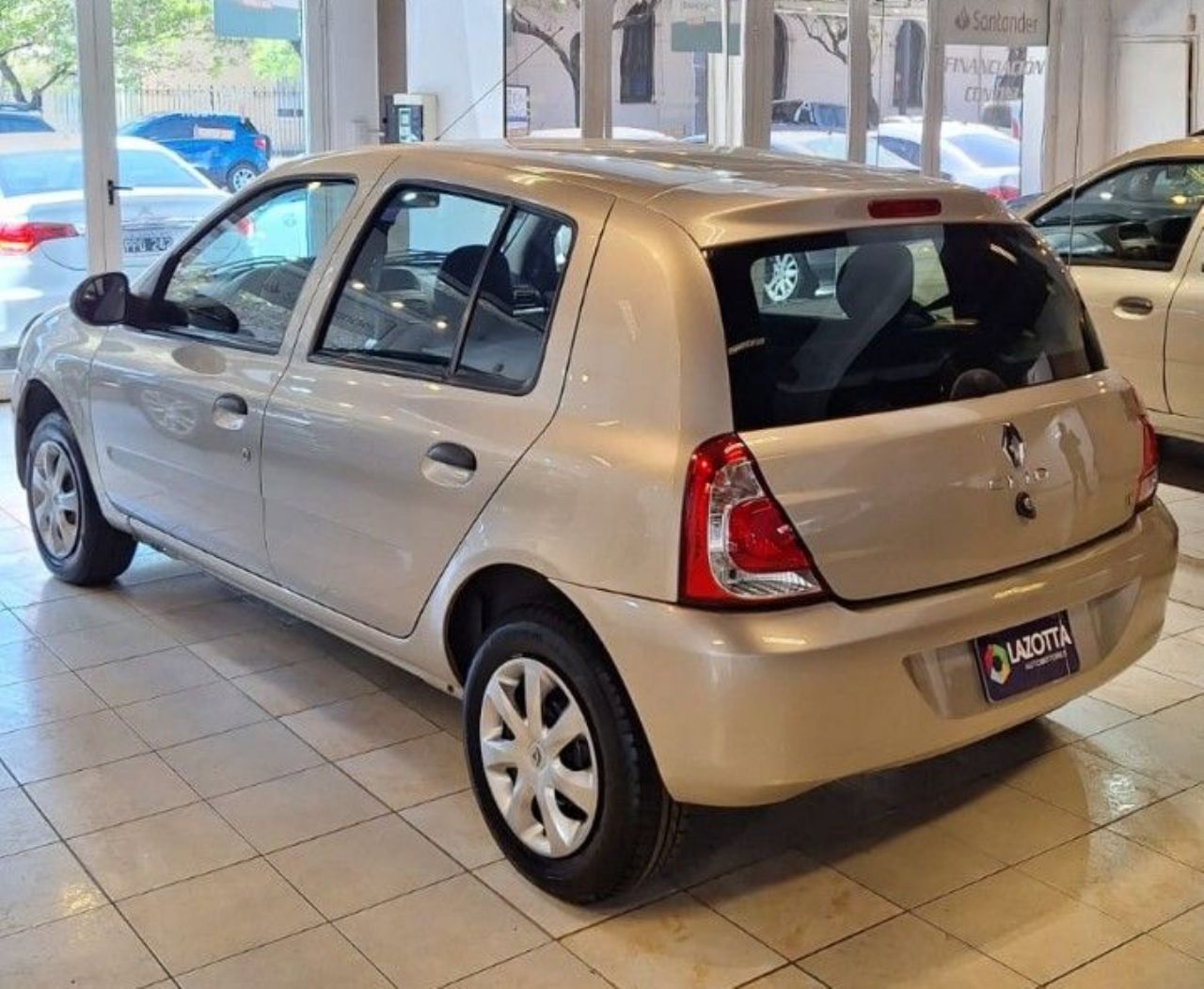 Renault Clio Usado Financiado en Córdoba, deRuedas