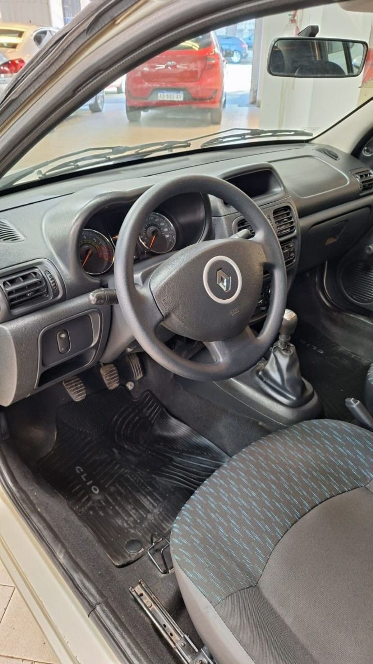 Renault Clio Usado Financiado en Córdoba, deRuedas