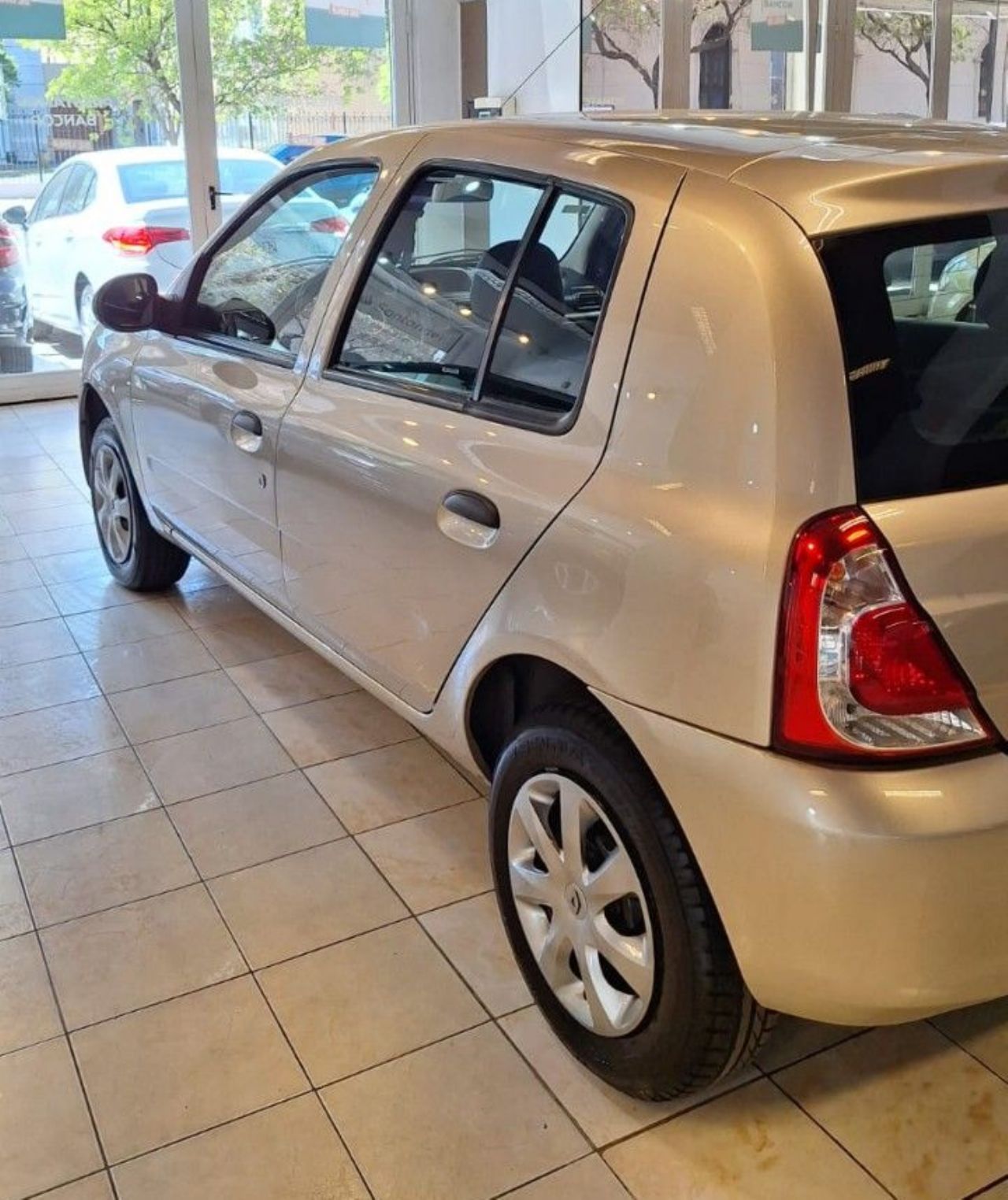 Renault Clio Usado Financiado en Córdoba, deRuedas