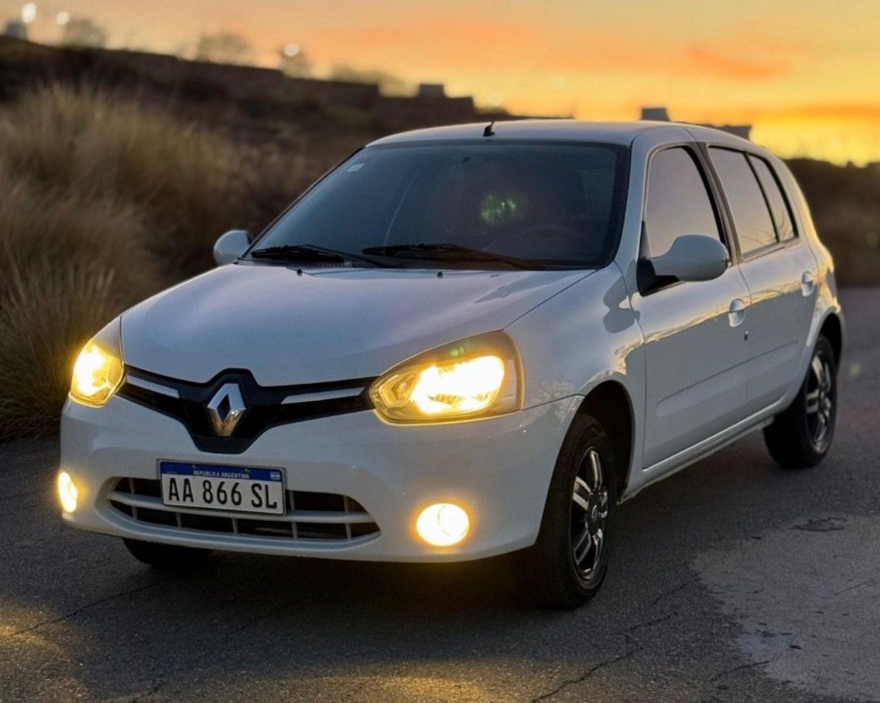 Renault Clio Usado Financiado en Córdoba, deRuedas