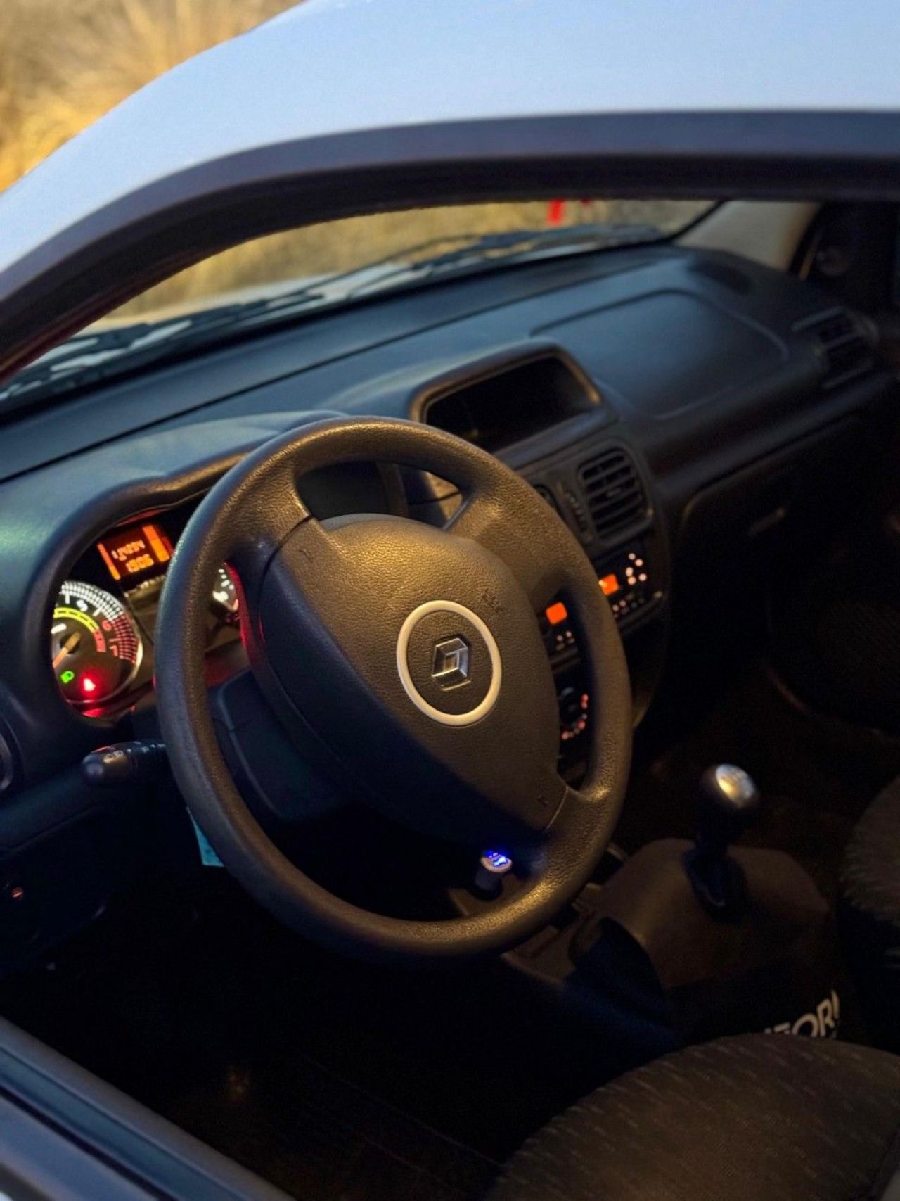 Renault Clio Usado Financiado en Córdoba, deRuedas