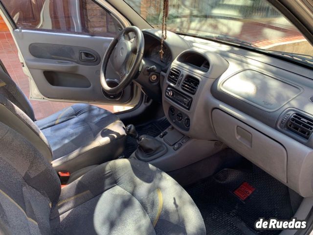 Renault Clio II Usado en Mendoza, deRuedas