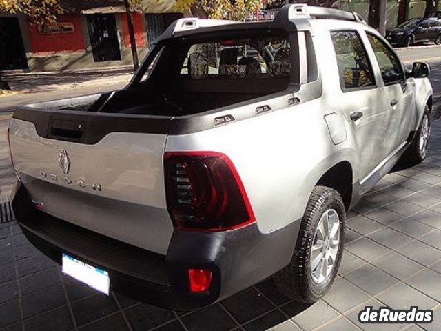 Renault Duster Oroch Usada en Mendoza, deRuedas